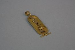 A MODERN EGYPTIAN CARTOUCHE PENDANT, measuring approximately 46mm x 15mm, approximate gross weight