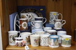 A QUANTITY OF ROYAL COMMEMORATIVE CERAMICS including modern and limited edition pieces, some boxed