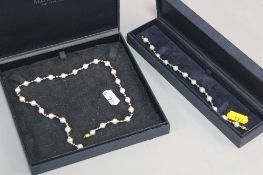 A BEAVERBROOKS 9CT PEARL NECKLACE, approximate length 41.5cm and a bracelet, approximate length