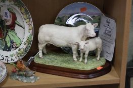 A BOXED LIMITED EDITION BORDER FINE ARTS FIGURE GROUP, 'Charolais Cow and Calf' style one, 1137,