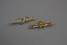 TWO 9CT BAR BROOCHES, approximate weight 3.2 grams