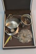 A BOX OF MIXED SILVER JEWELLERY