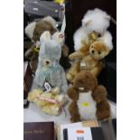 A QUIANTITY OF MERRYTHOUGHT COLLECTORS BEARS AND ANIMALS, includes a Harrods bear (6)