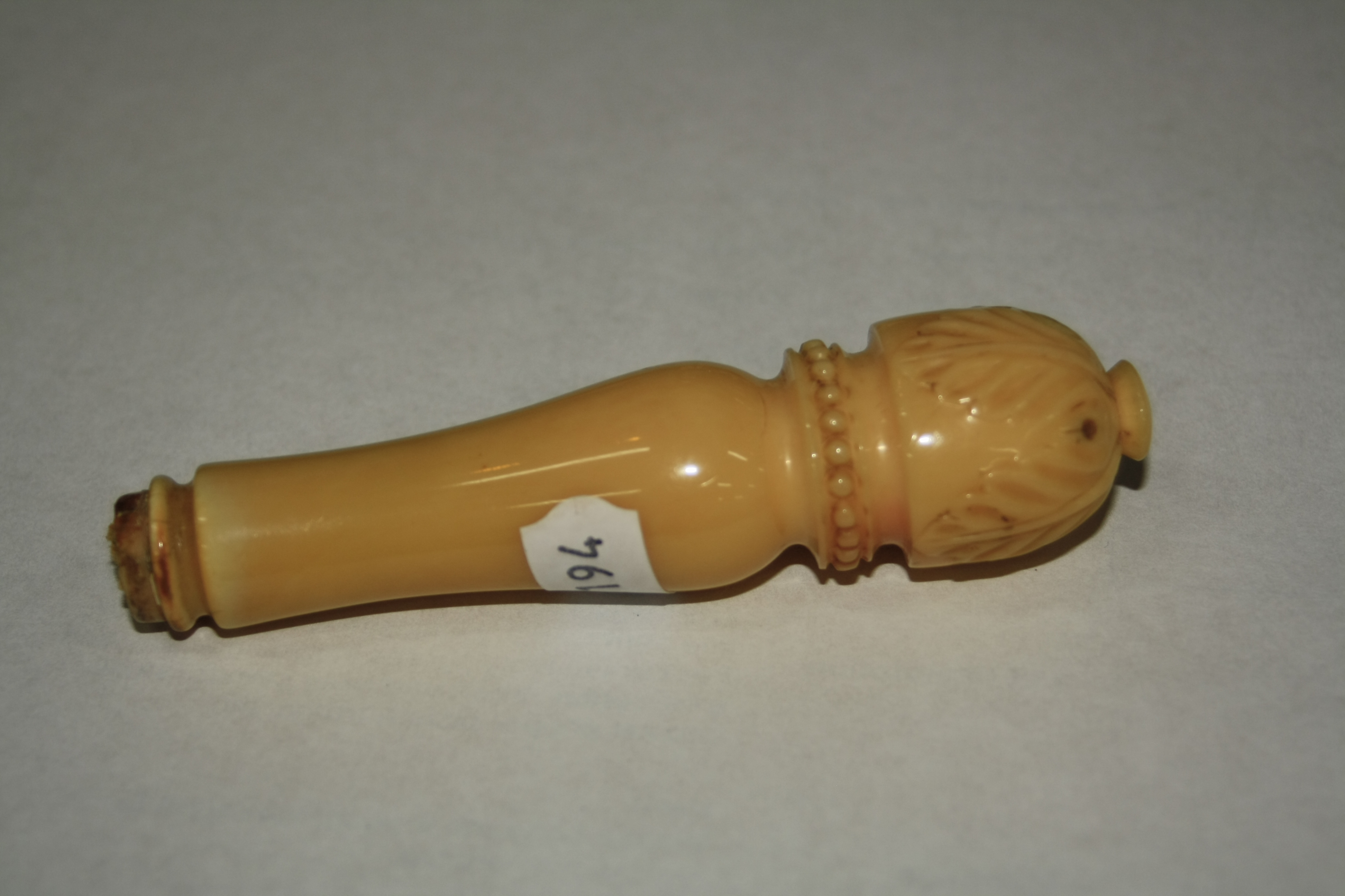 A LATE VICTORIAN IVORY BABY'S TEETHING RING/RATTLE, together with a late 19th Century Chinese - Image 16 of 17