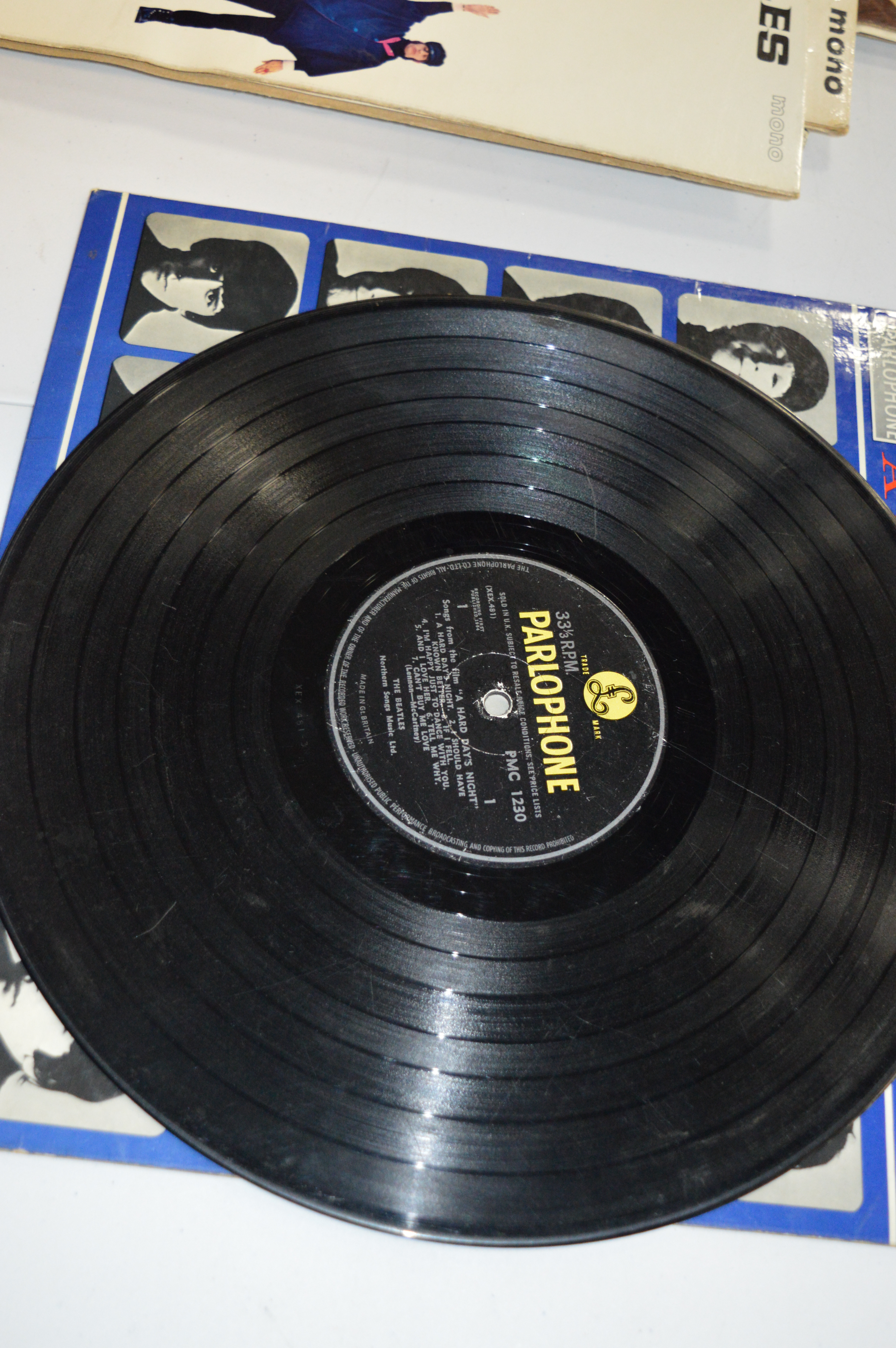 THE BEATLES, seven L.P's and nine singles including a black and gold 1st pressing of Please Please - Image 5 of 8