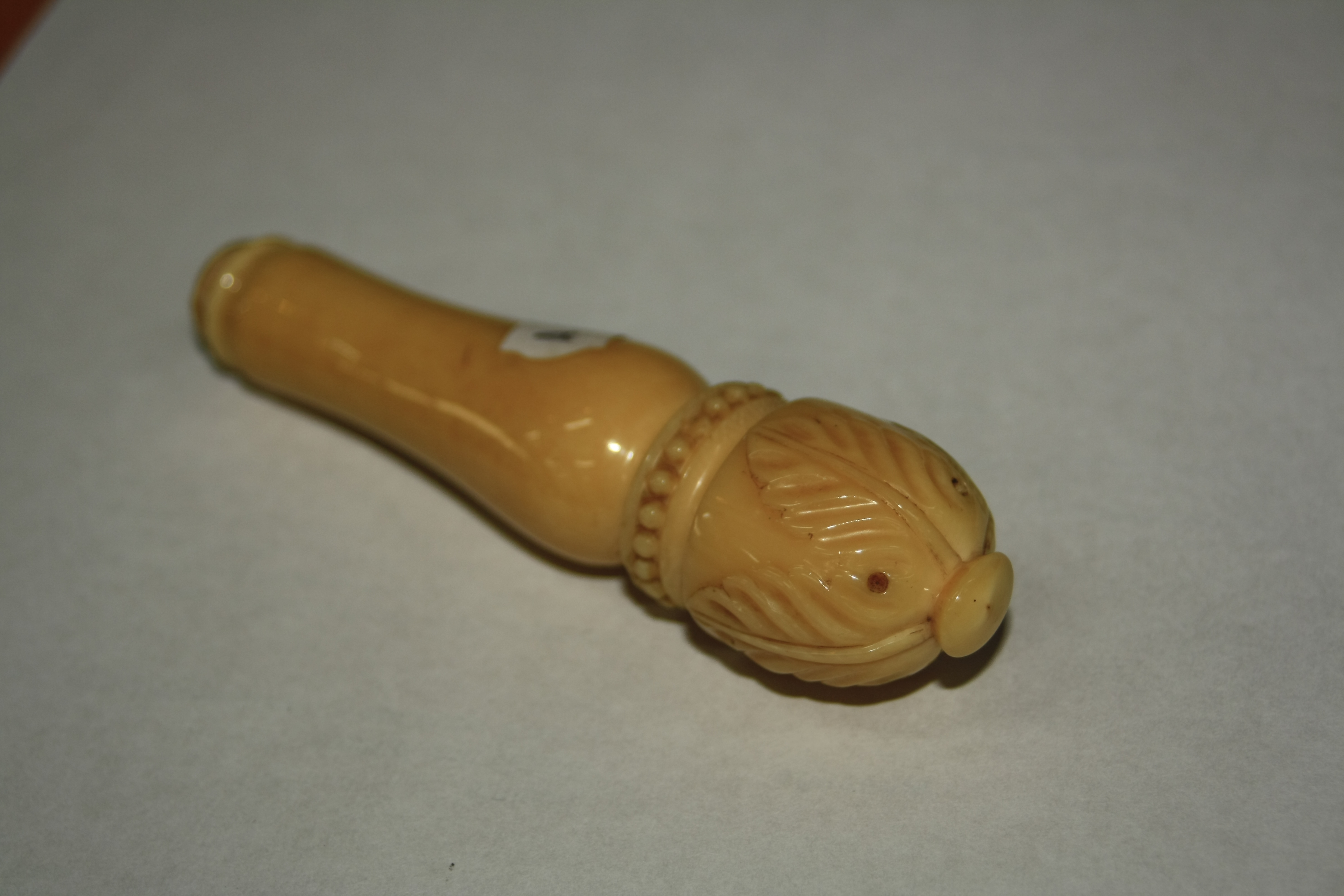 A LATE VICTORIAN IVORY BABY'S TEETHING RING/RATTLE, together with a late 19th Century Chinese - Image 2 of 17
