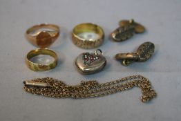 A MIXED LOT OF 9CT AND YELLOW METAL RINGS, CUFFLINKS, etc