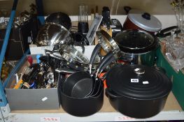 A QUANTITY OF MODERN KITCHENALIA, including a Le Creuset casserole pot and cover, loose cutlery,