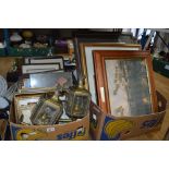 TWO BOXES OF PRINTS AND A PAIR OF BRASS CARRIAGE STYLE WALL LIGHTS