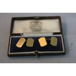 A PAIR OF 9CT CUFFLINKS, approximate weight 7.1 grams