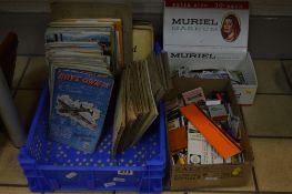 A COLLECTION OF CIGARETTE CARDS, loose, loosely inserted and stuck into albums, to include Film,
