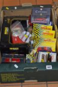A QUANTITY OF BOXED AND UNBOXED DIE CAST VEHICLES, to include Burago, Maisto, Oxford Diecast,