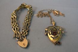 A 9CT LOCKET BRACELET, approximate weight 9.1 grams, together with an Edwardian 9ct pendant on