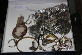 A TRAY OF SILVER AND COSTUME JEWELLERY