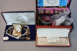 A QUANTITY OF MIXED COSTUME JEWELLERY, including simulated pearls, cufflinks, chains, etc