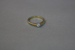 AN 18CT SOLITAIRE DIAMOND RING, ring size O, approximate weight 2.6 grams