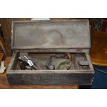 A VINTAGE TOOL BOX, containing various tools including a Record No 4 smoothing plane, etc