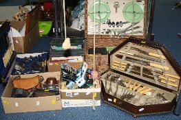 A GROUP OF SUNDRIES, to include two canteens of part cutlery, cameras, wicker picnic set, books,