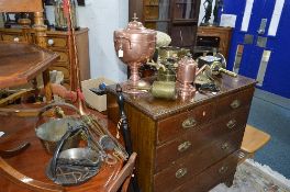 A QUANTITY OF BRASS AND COPPER MISCELLANEOUS to include a coach lamp, water urn, scales, warming