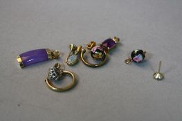 A MIXED LOT OF 9CT JEWELLERY, to include two pairs of earrings and four pendants (6)