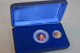 A PART SET 2000 QUEEN MOTHER SOVEREIGN SET, with a 2000 B.U. and a coloured 1oz silver .999