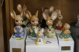 EIGHT BOXED LIMITED EDITION LUSTRE PENDELFIN STYLE RABBITS, to include Midge, Mother, Father,