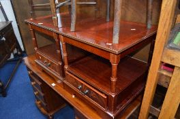A PAIR OF MODERN MAHOGANY OCCASIONAL TABLES, with single drawers