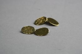 A PAIR OF 18CT CUFFLINKS, approximate weight 7.4 grams