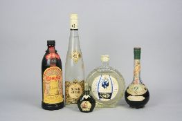 TEN BOTTLES OF ASSORTED SPIRITS, 1 x Kirsch d'Alsace, 1 x Curacao Bleu, 1 x Moscato Liquoroso, 1 x