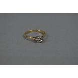 AN EARLY 20TH CENTURY SINGLE STONE DIAMOND RING, estimated old Swiss cut diamond weight 0.70ct,