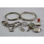 MIXED LOT OF SILVER JEWELLERY INCLUDING VICTORIAN ALBERTINO ETC
