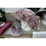 A MATCHING LILAC/PLUM HAT AND HANDBAG, label 'Sarah Crozier' (2)