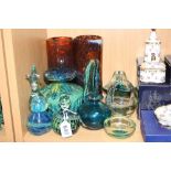 A GROUP OF MDINA GLASS, to include two tortoiseshell vases, a textured blue vase and a knot