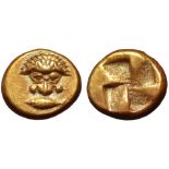 Mysia, Kyzikos EL Hekte. Circa 500-450 BC. Lion scalp facing; below, tunny fish left / Quadripartite