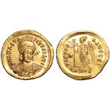 Anastasius I AV Solidus. Constantinople, AD 498-518. D N ANASTASIVS P P AVG, helmeted and