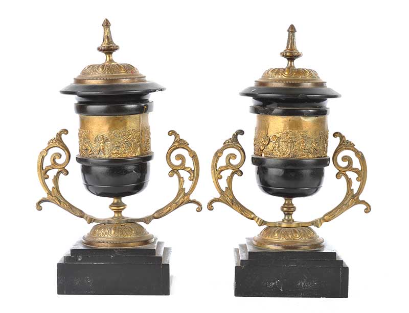 PAIR OF VICTORIAN BRASS AND MARBLE CLOCK URNS - Image 4 of 5