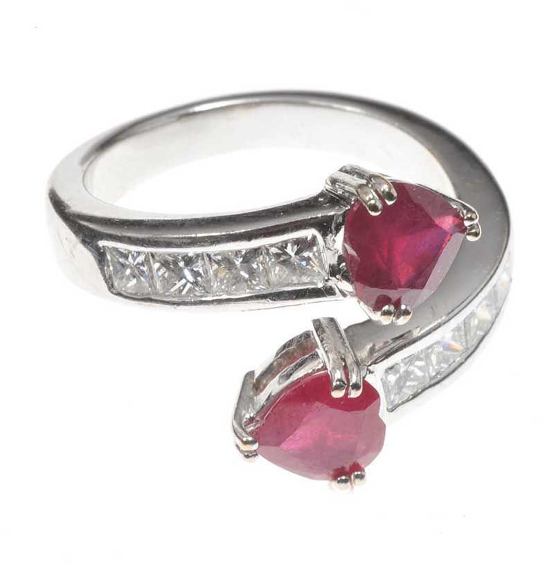 18CT WHITE GOLD RUBY AND DIAMOND CROSS-OVER RING - Image 2 of 3