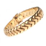 9CT GOLD FANCY-LINK BRACELET