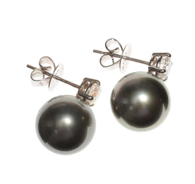 18CT WHITE GOLD GREY TAHITIAN PEARL AND DIAMOND EARRINGS - Image 2 of 2