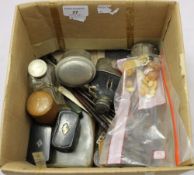 A quantity of miscellaneous, including snuff boxes,