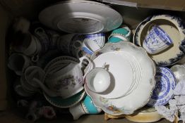 A quantity of miscellaneous china