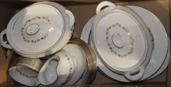 A Royal Doulton Fairfax dinner service