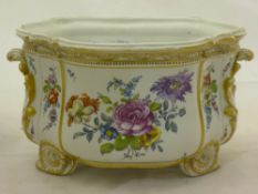 A Continental porcelain jardiniere