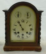 An Edwardian mahogany mantle clock