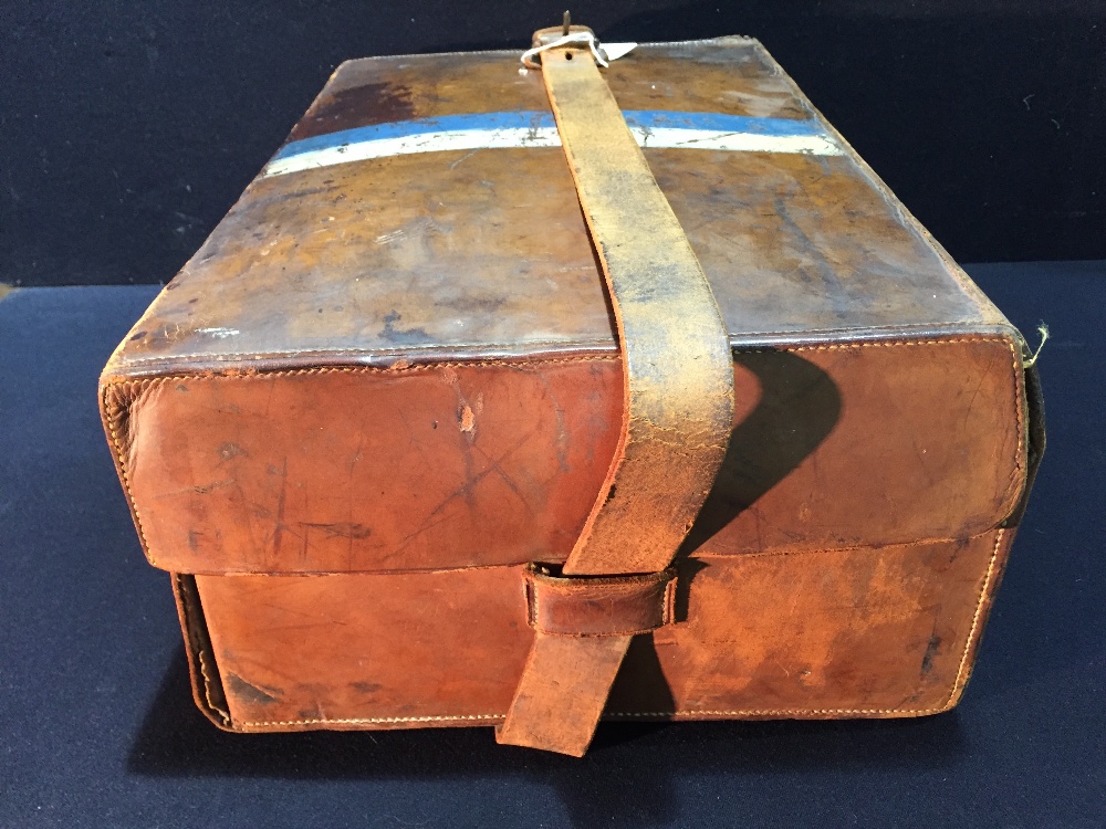 A Victorian leather stationery box by Needs & Co. - Image 5 of 15