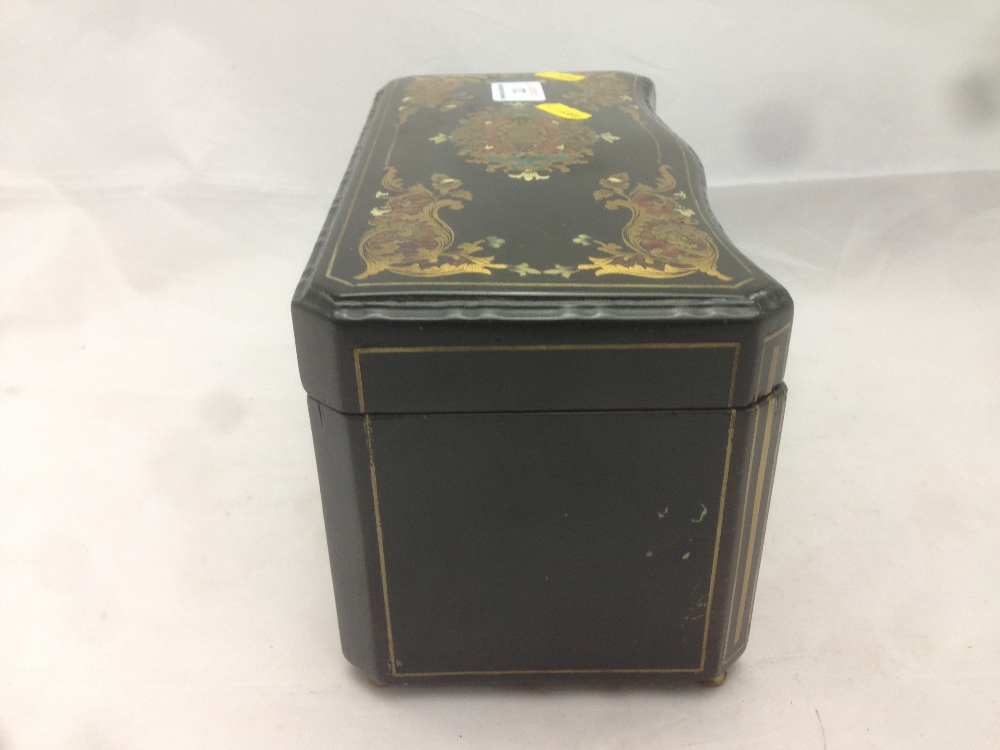 A 19th century French caddy/cigar box Of serpentine form, with brass, ivory and other inlays, - Bild 3 aus 9