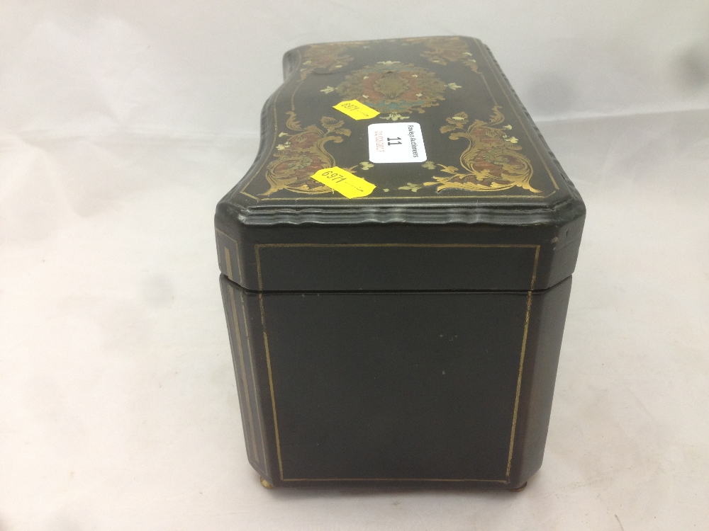 A 19th century French caddy/cigar box Of serpentine form, with brass, ivory and other inlays, - Bild 5 aus 9