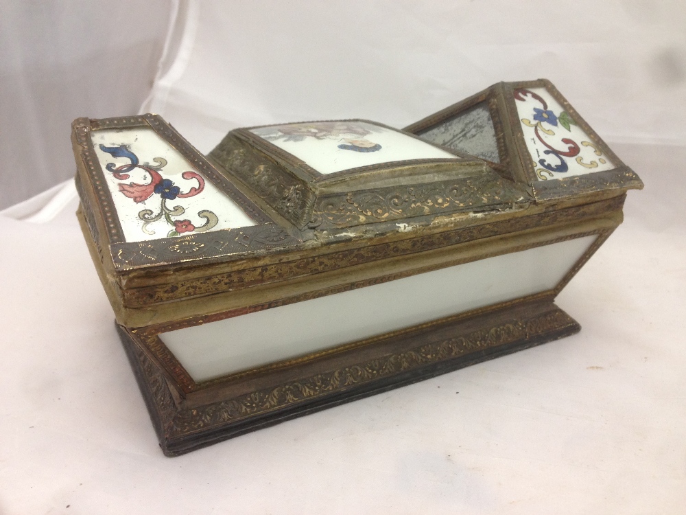 A Regency decalcomania decorated casket The shaped hinged lid with floral and mirror inset panels - Image 4 of 13