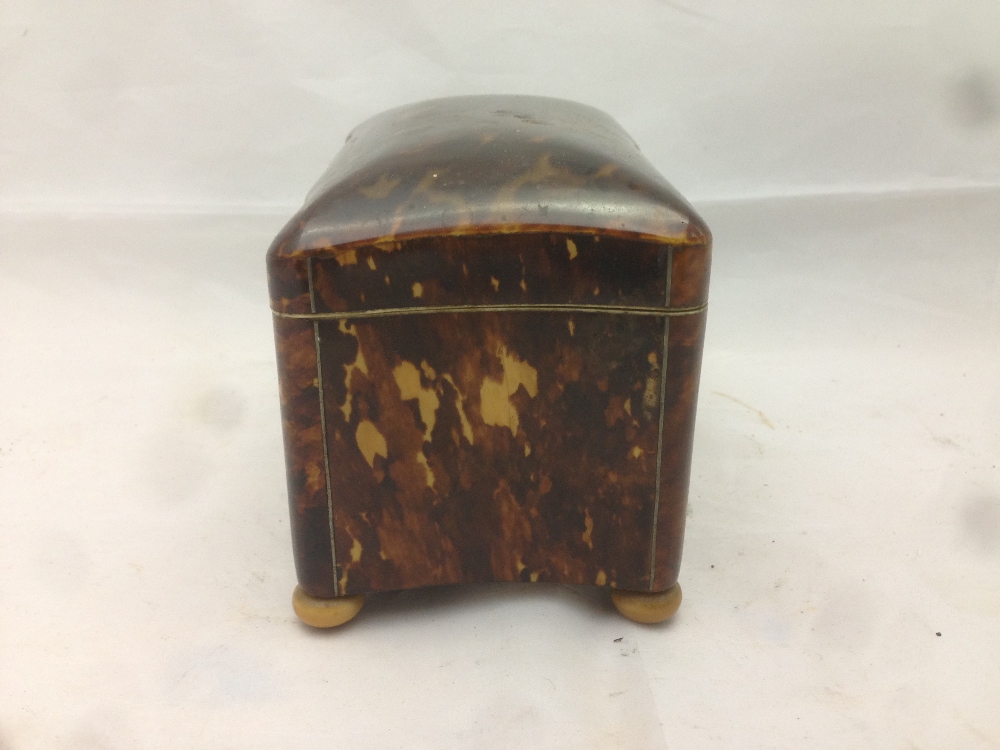 A 19th century tortoiseshell tea caddy Of small proportions, - Bild 5 aus 8