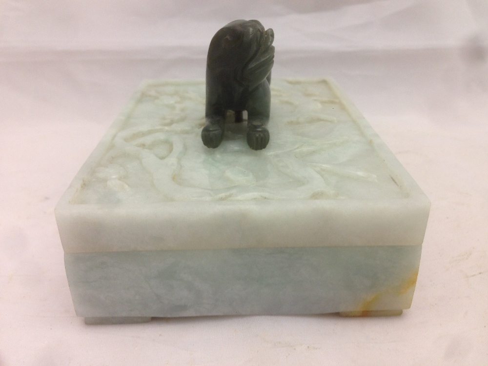 A Chinese carved jade box Of hinged rectangular form, - Image 3 of 8
